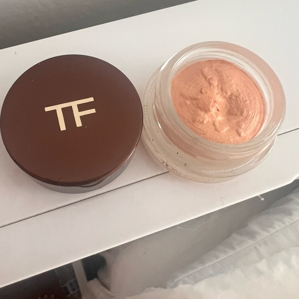 Tom Ford Metallic Peach Cream Eyeshadow